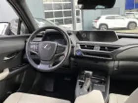 Lexus UX thumbnail 69