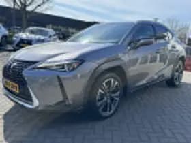 Lexus UX thumbnail 40
