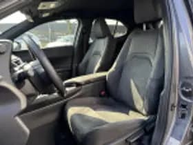 Lexus UX thumbnail 46