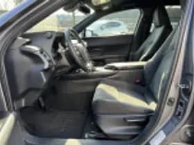 Lexus UX thumbnail 47