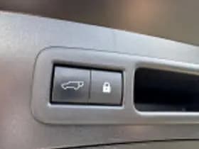 Lexus UX thumbnail 57
