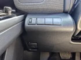 Toyota bZ4X thumbnail 45
