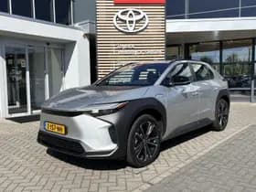 Toyota bZ4X thumbnail 7