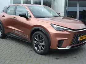 Lexus LBX thumbnail 15