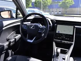 Lexus LBX thumbnail 40