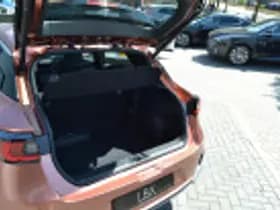 Lexus LBX thumbnail 78