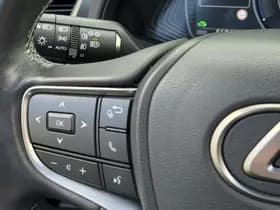 Lexus UX thumbnail 26