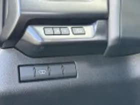 Lexus UX thumbnail 63