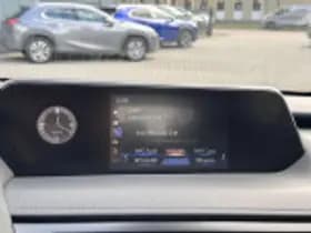 Lexus UX thumbnail 66