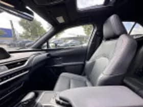 Lexus UX thumbnail 72