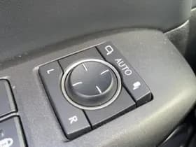 Lexus NX thumbnail 23