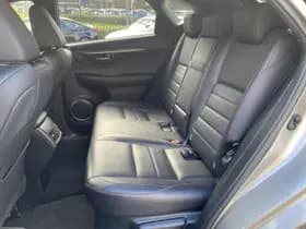 Lexus NX thumbnail 36