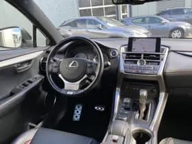 Lexus NX thumbnail 40