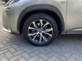 Lexus NX thumbnail 54