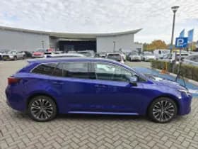 Toyota Corolla thumbnail 3