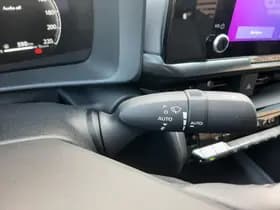 Toyota C hr thumbnail 26