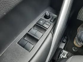 Toyota Corolla thumbnail 15