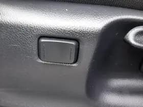 Toyota Corolla thumbnail 16