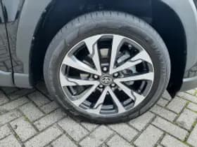 Toyota Corolla thumbnail 3