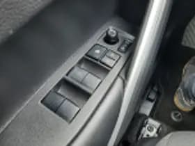 Toyota Corolla thumbnail 44