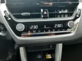 Toyota Corolla thumbnail 57