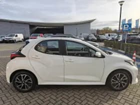 Toyota Yaris thumbnail 3