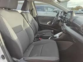 Toyota Yaris thumbnail 27