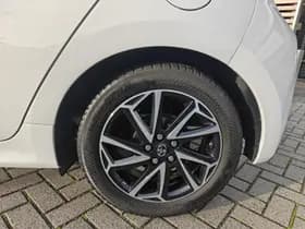 Toyota Yaris thumbnail 31