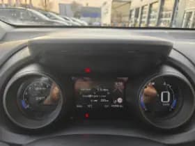 Toyota Yaris thumbnail 6