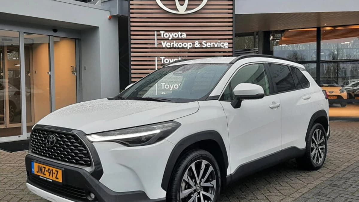 Toyota Corolla — foto 1