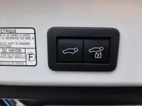 Toyota Corolla thumbnail 15