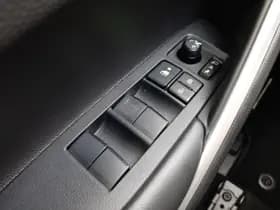 Toyota Corolla thumbnail 19