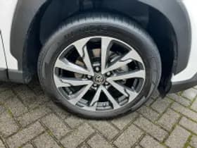Toyota Corolla thumbnail 3