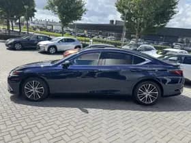 Lexus ES thumbnail 12