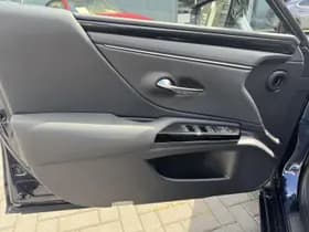 Lexus ES thumbnail 20
