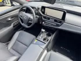 Lexus ES thumbnail 50