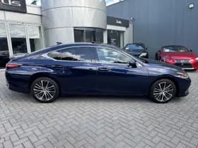 Lexus ES thumbnail 8
