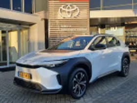 Toyota bZ4X thumbnail 36