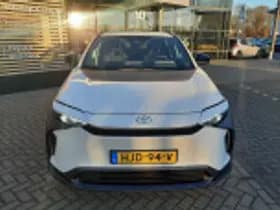 Toyota bZ4X thumbnail 39