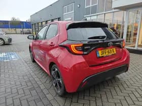 Toyota Yaris thumbnail 12