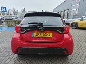 Toyota Yaris thumbnail 13