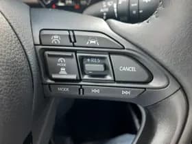 Toyota Yaris thumbnail 23