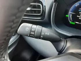 Toyota Yaris thumbnail 24