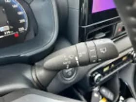 Toyota Yaris thumbnail 56