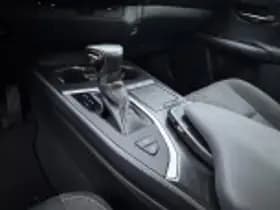Lexus UX thumbnail 64