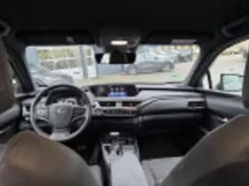 Lexus UX thumbnail 66