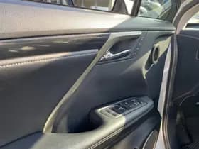 Lexus RX thumbnail 18