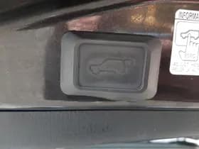 Toyota RAV4 thumbnail 17