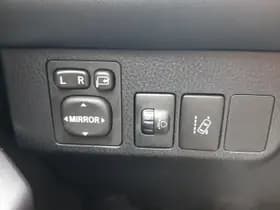 Toyota RAV4 thumbnail 23