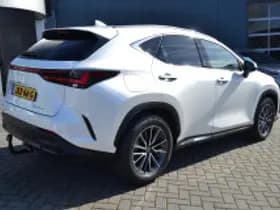 Lexus NX thumbnail 3